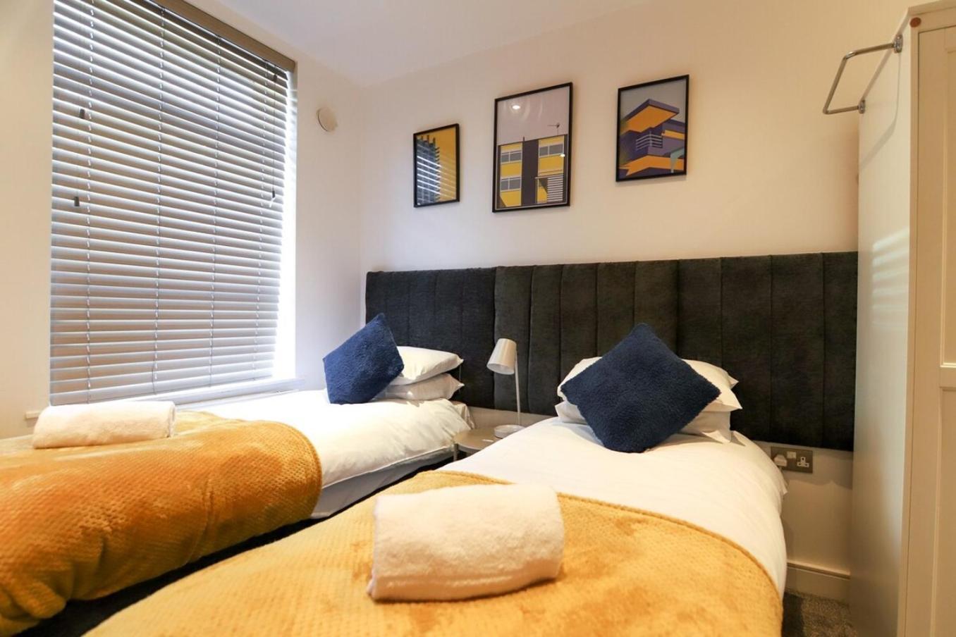 New- Modern 2Br Apt Wifi Sleep5 City Centre Sheffield Exterior photo