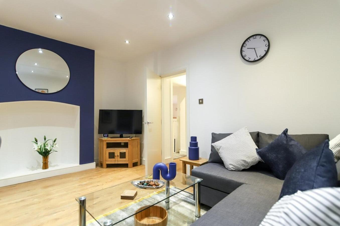 New- Modern 2Br Apt Wifi Sleep5 City Centre Sheffield Exterior photo