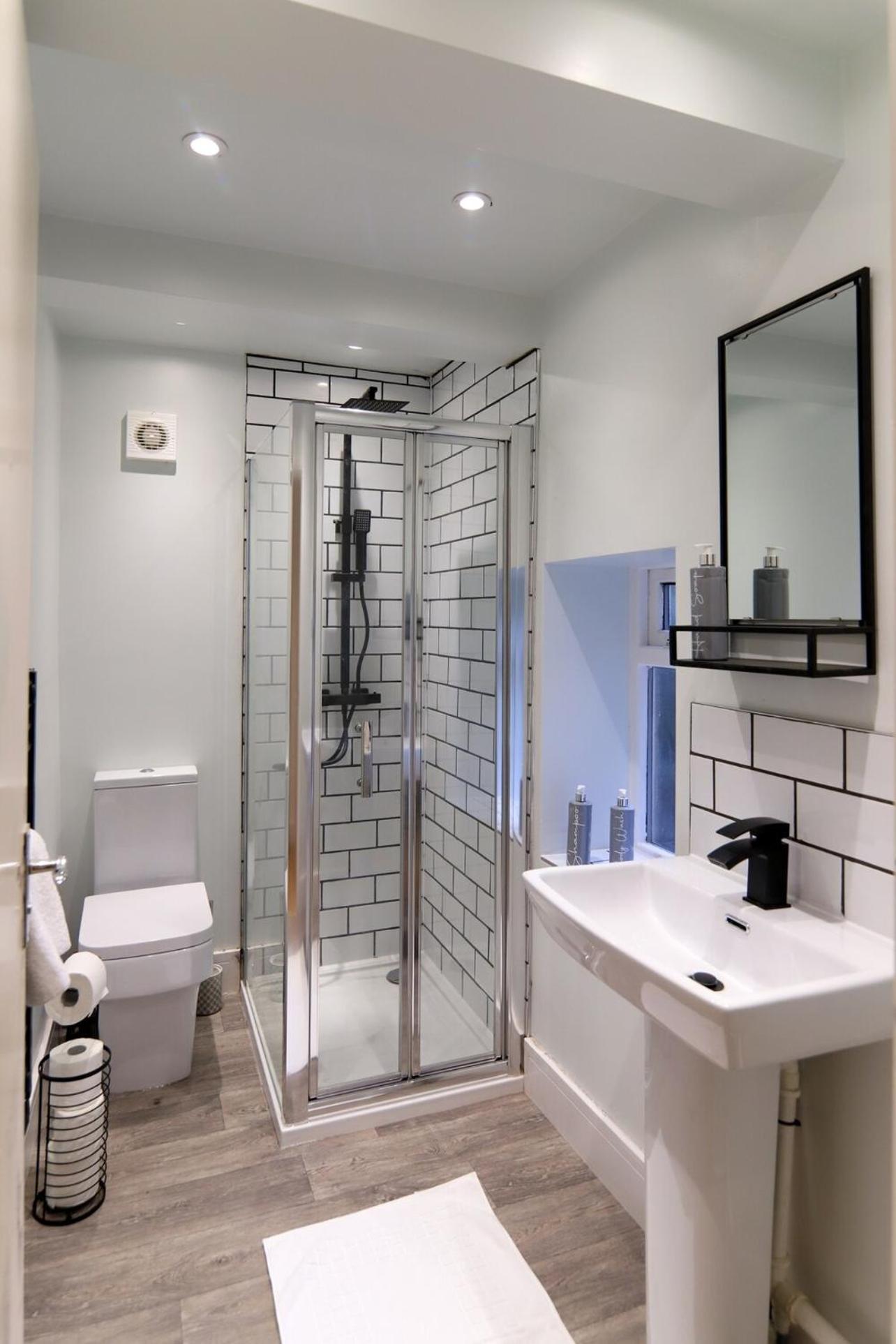 New- Modern 2Br Apt Wifi Sleep5 City Centre Sheffield Exterior photo