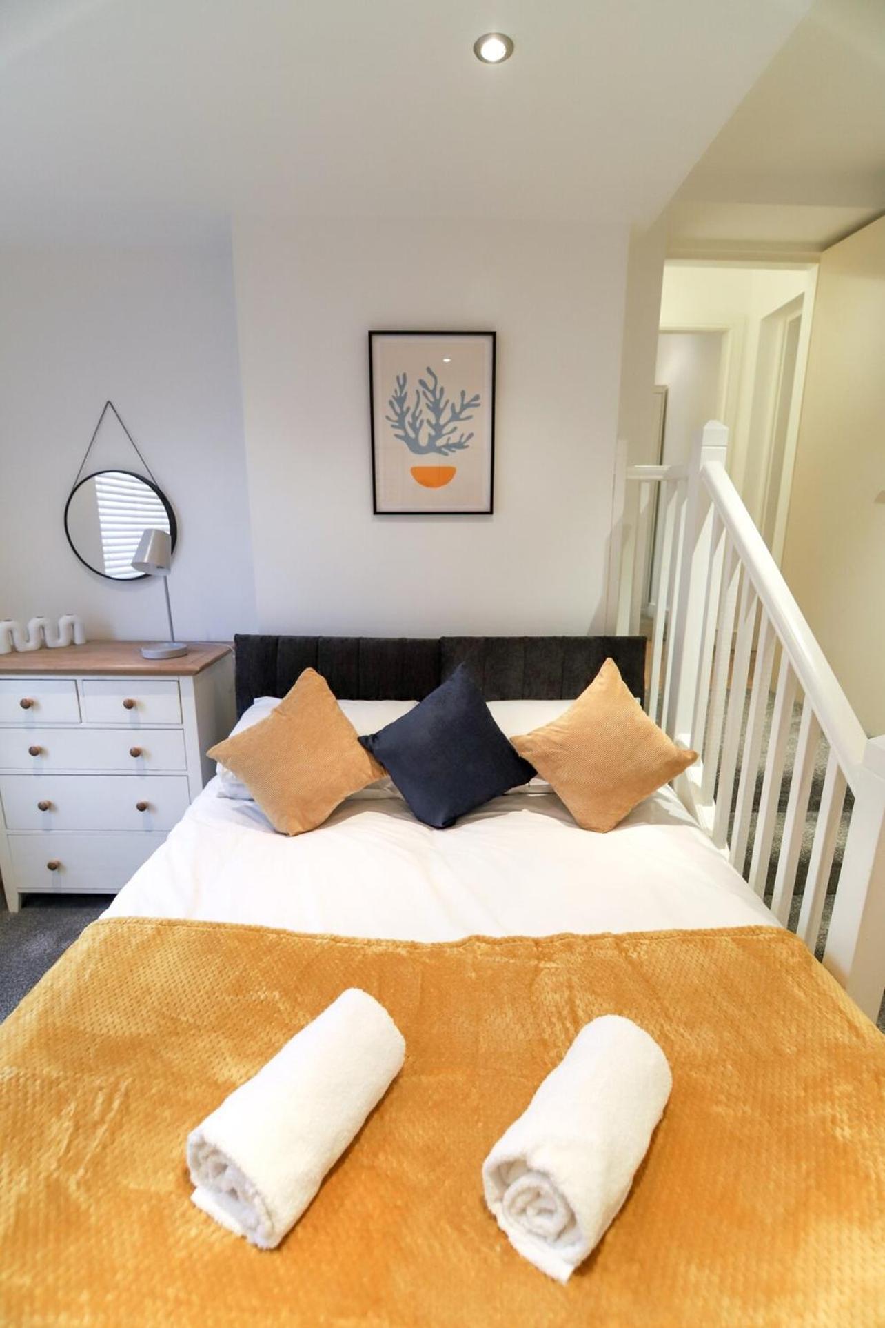 New- Modern 2Br Apt Wifi Sleep5 City Centre Sheffield Exterior photo